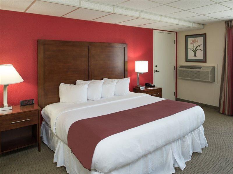 Ramada By Wyndham Downtown Spokane Dış mekan fotoğraf