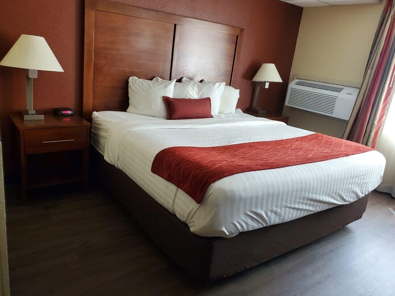 Ramada By Wyndham Downtown Spokane Dış mekan fotoğraf