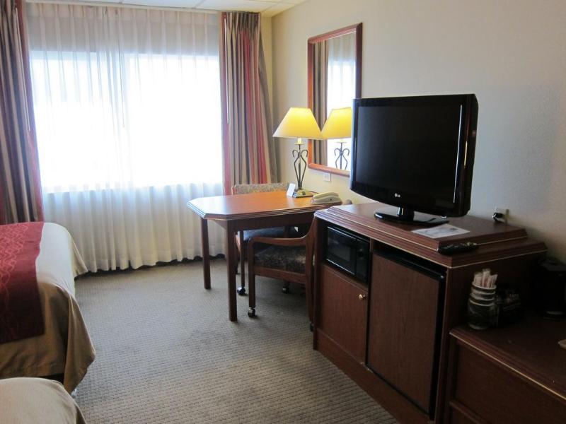 Ramada By Wyndham Downtown Spokane Dış mekan fotoğraf