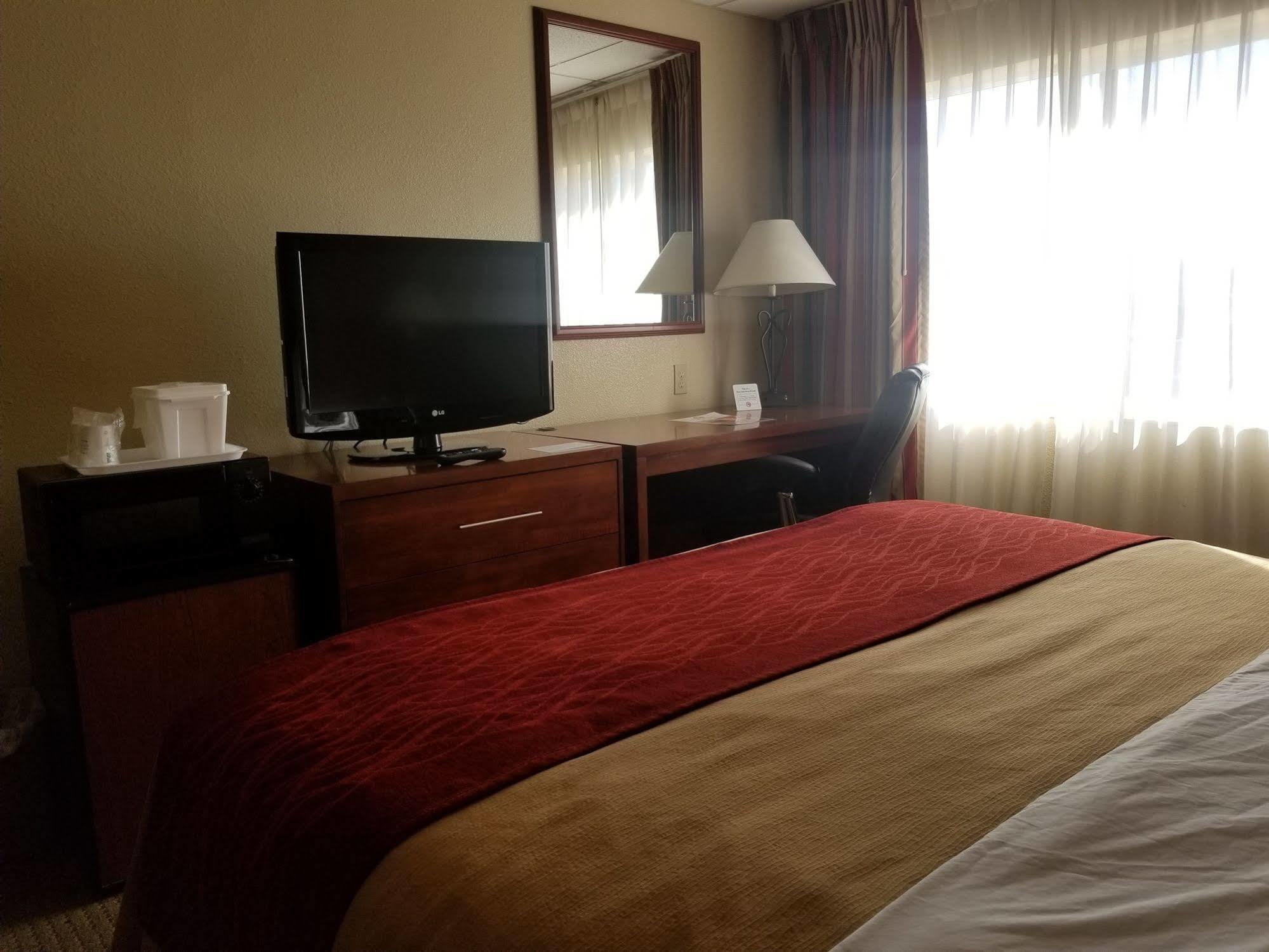 Ramada By Wyndham Downtown Spokane Dış mekan fotoğraf